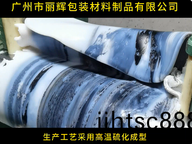 硅(gui)膠製(zhi)品生産現(xiàn)(xian)場